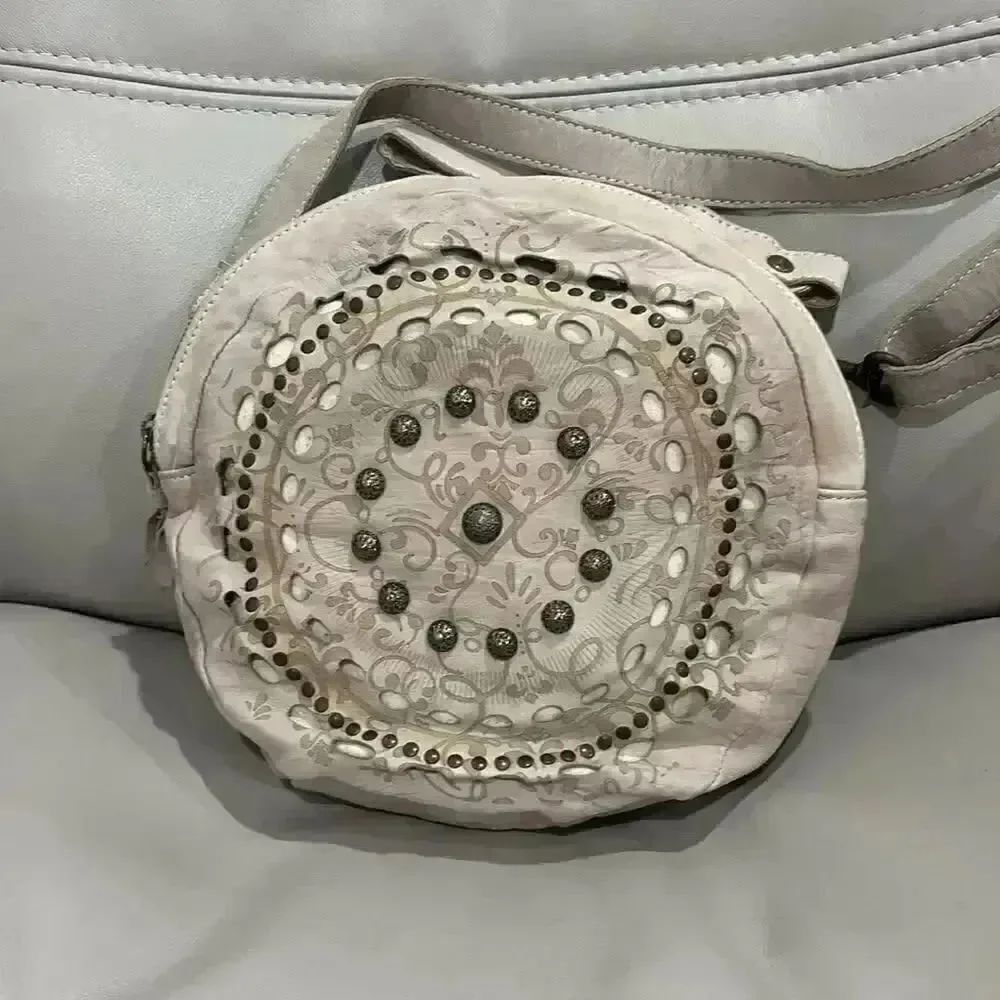 NEW SUNDANCE circle stud bag in stone